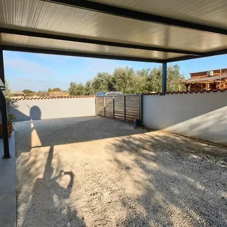 Kuca Za Odmor Medulinka Holiday home *