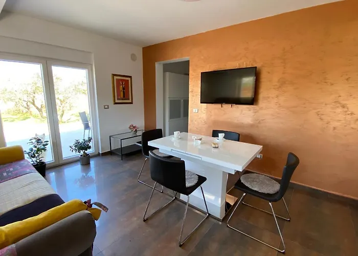 Kuca Za Odmor Medulinka Holiday home Pula