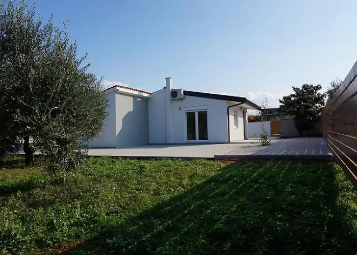 Kuca Za Odmor Medulinka Ferienhaus *